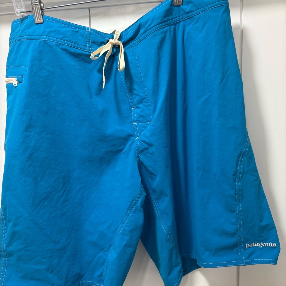 PATAGONIA Board Shorts Swimming Trunks Unlined Shorts Men’s Size 40 Teal Blue